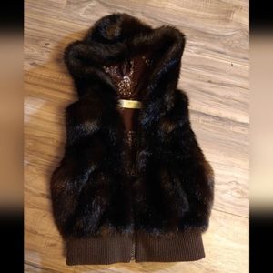 Old navy kid faux fur vest